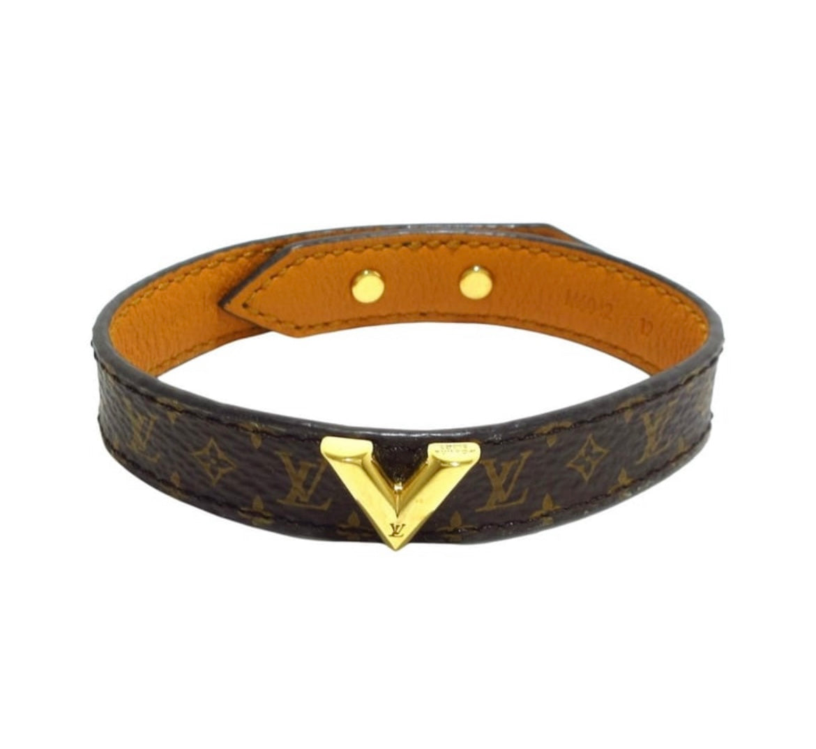 Louis Vuitton Essential V bracelet – Hugo & Vera AB