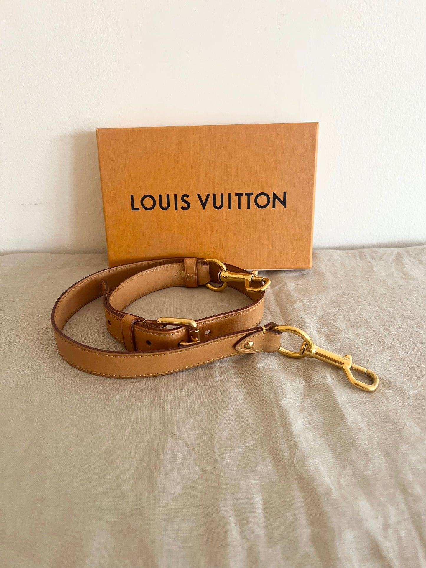 Louis Vuitton Keepall Bandoulière Strap