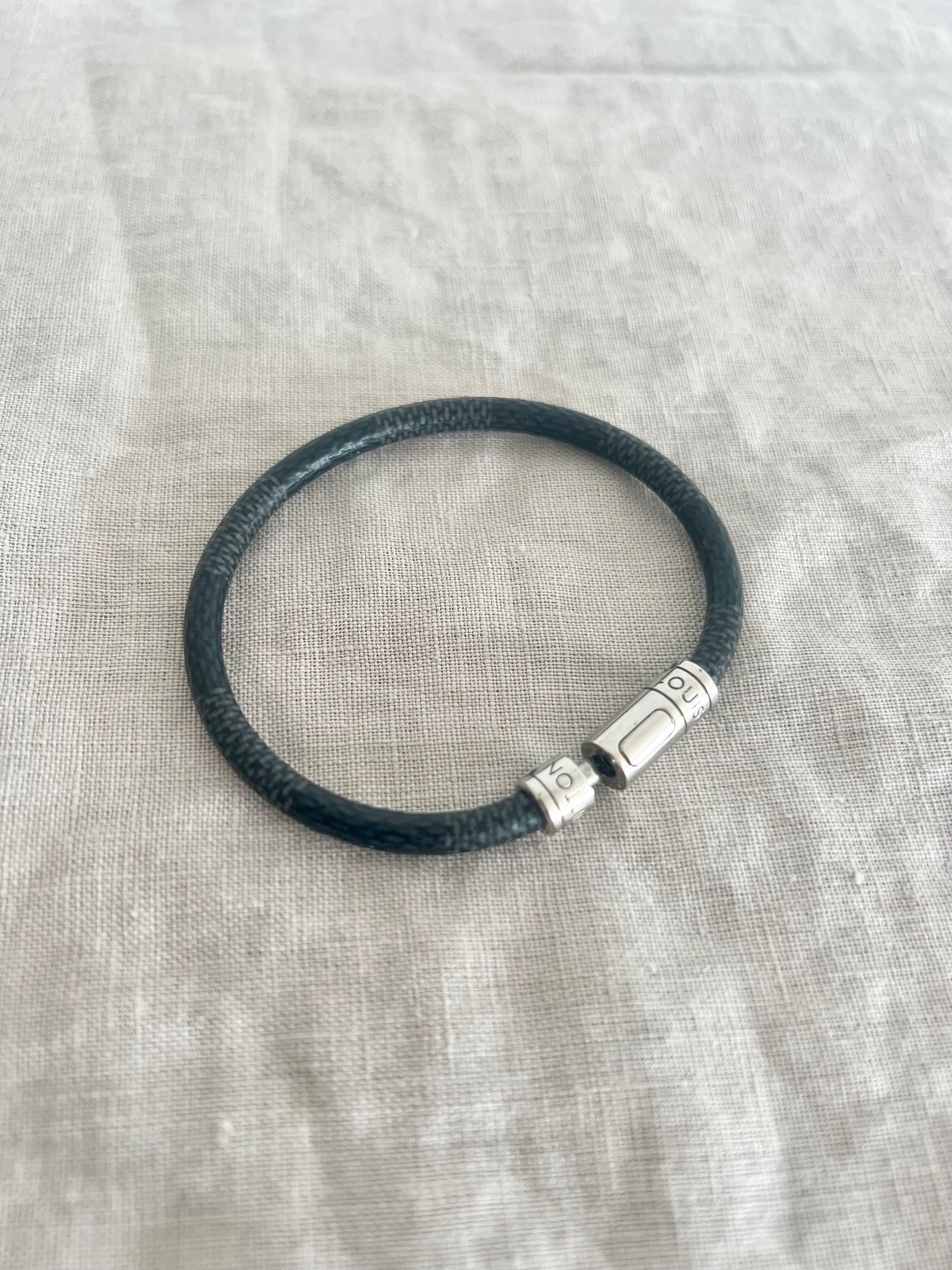 Keep it bracelet Louis Vuitton Black in Other - 34398796