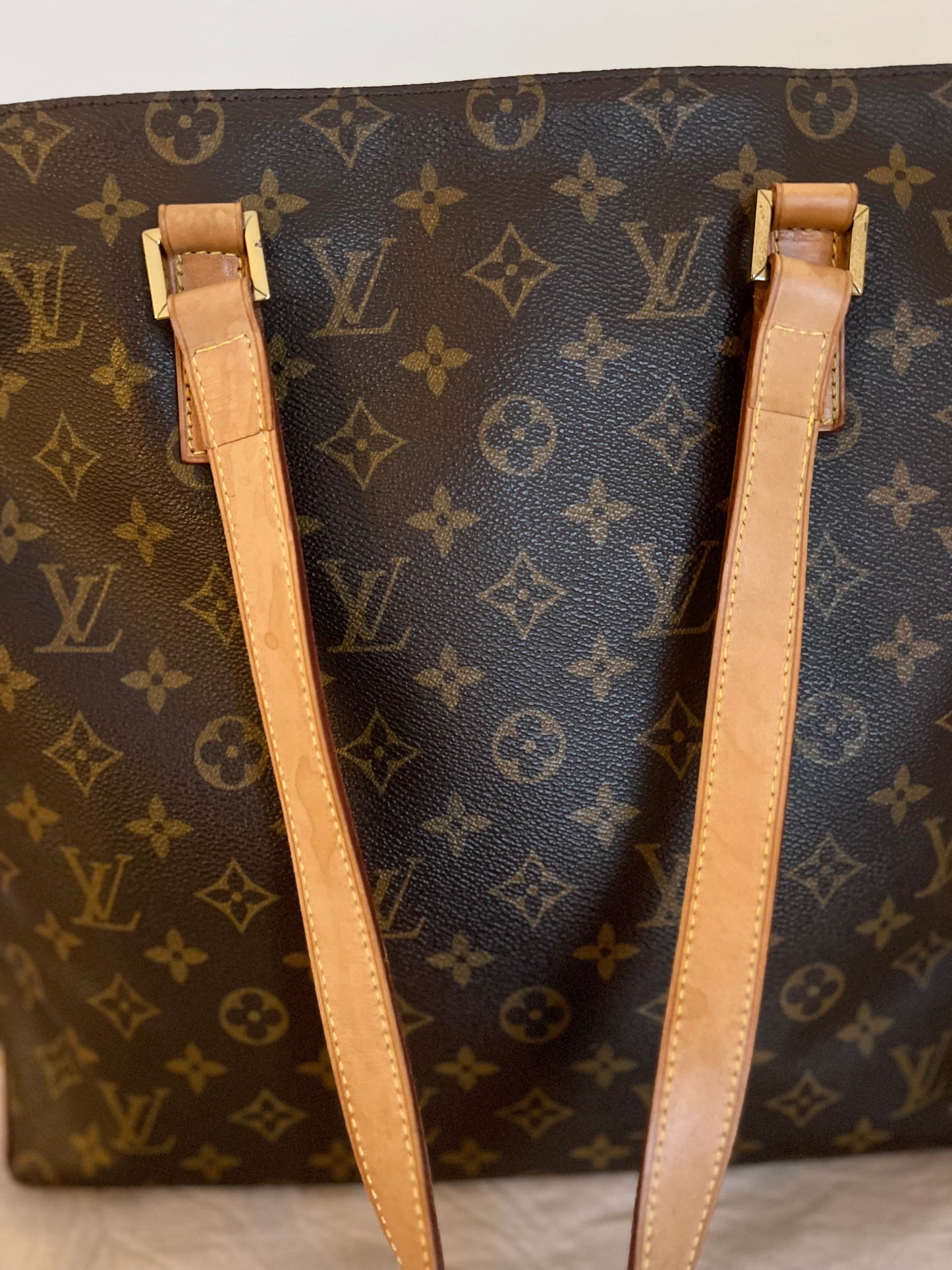 Louis Vuitton Cabas Mezzo