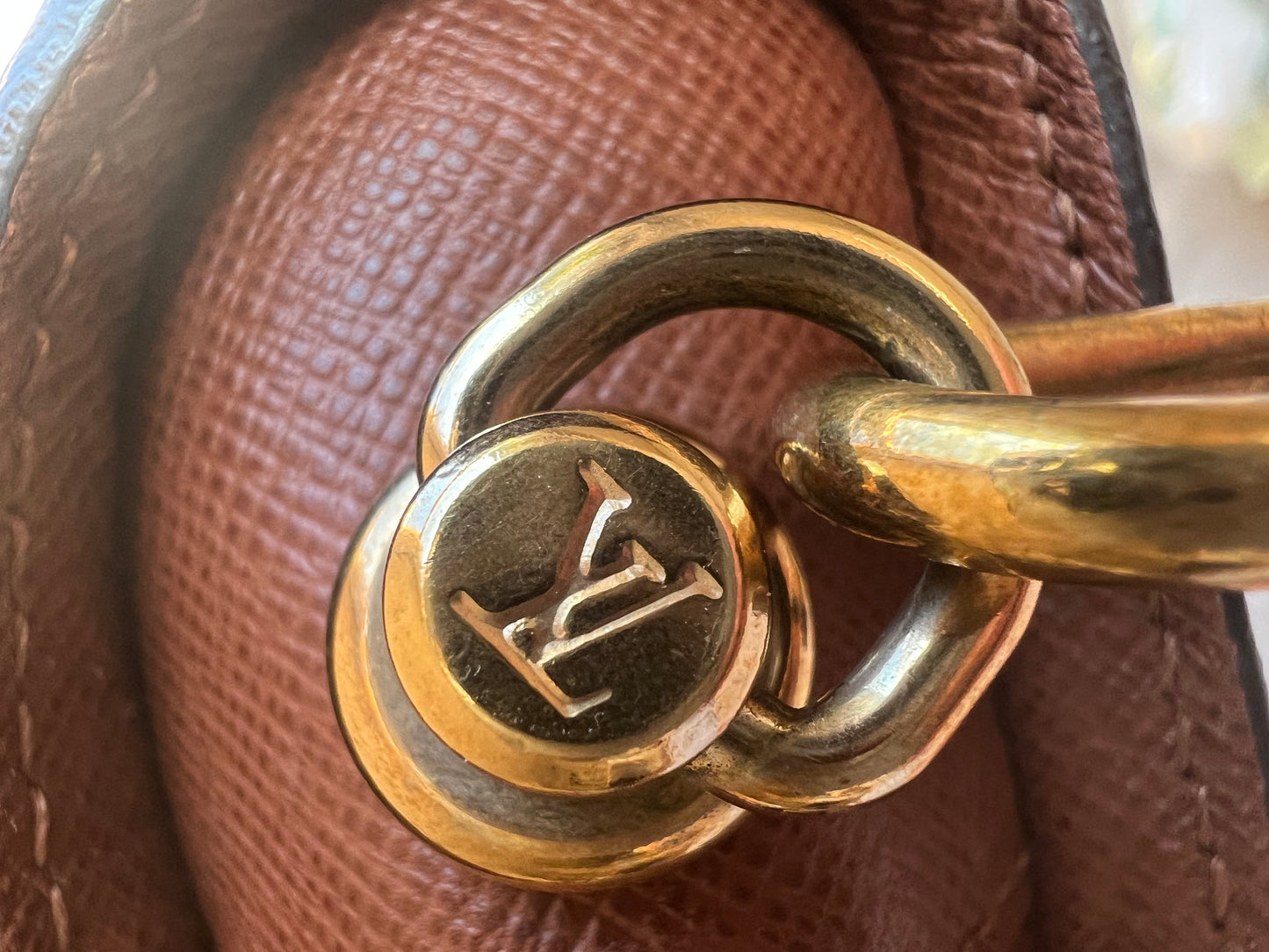 Louis Vuitton Orsay Clutch – Hugo & Vera AB